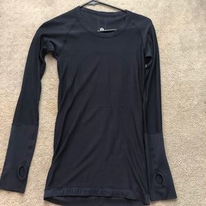 Lulu lemon shirt